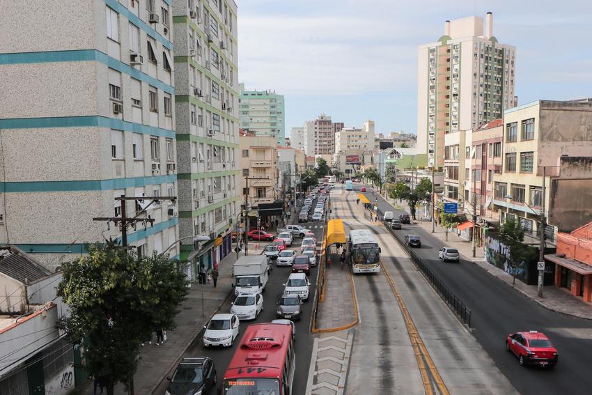 Avenida Protásio Alves em Porto Alegre