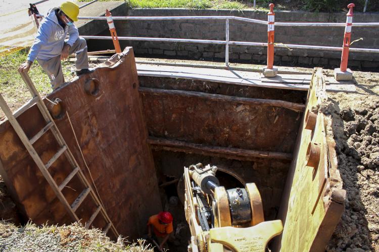 Obras na Avenida Sertório