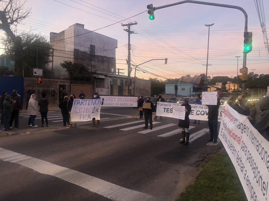 Manifestação causa lentidão na Estrada João de Oliveira Remião