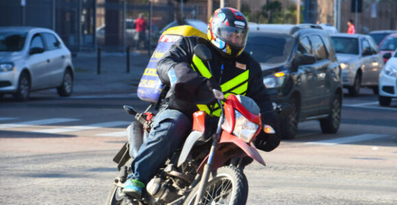 Avenida Cristóvão débitos racha avenida diário de notícias motocicleta