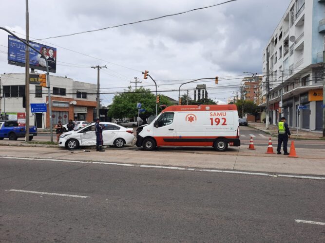colisão samu sinistros de trânsito