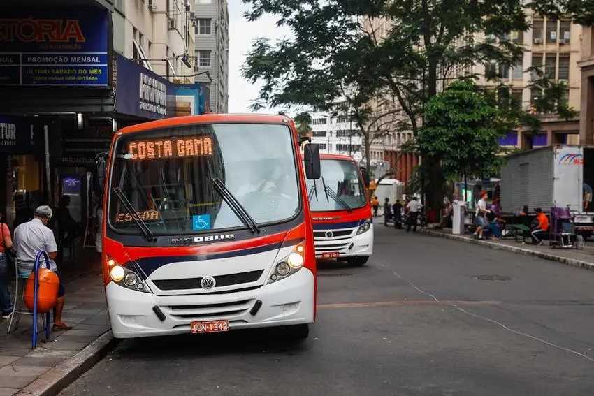 serviço experimental de transporte de passageiros