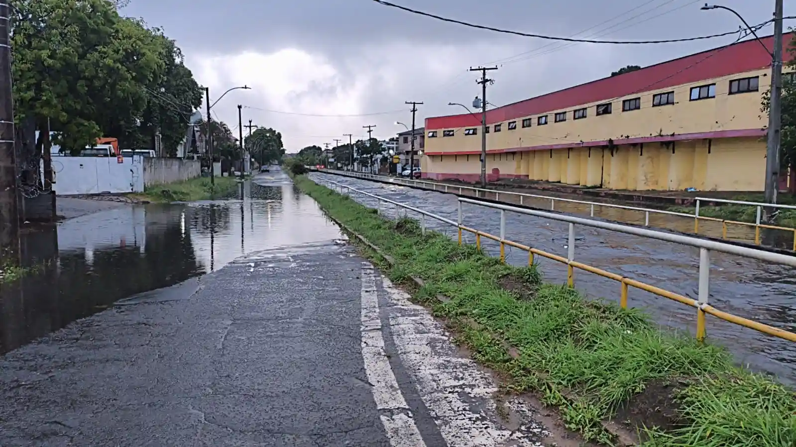 Bloqueio Total da Avenida Sarandi