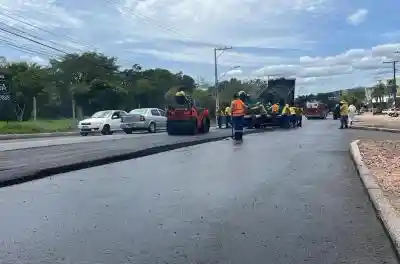 Obra de alargamento da avenida Edgar Pires de Castro